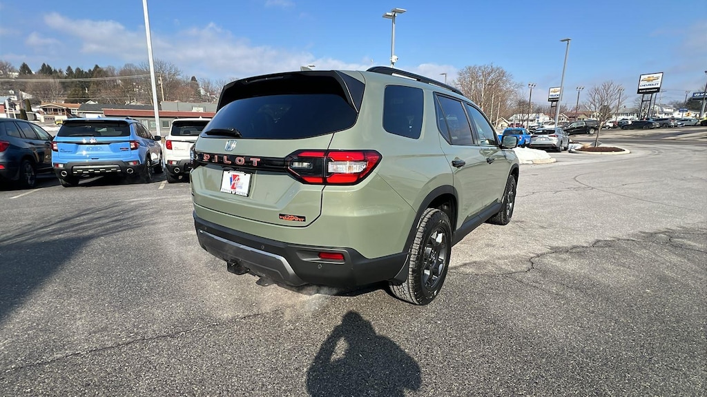New 2026 Honda Pilot TrailSport SUV