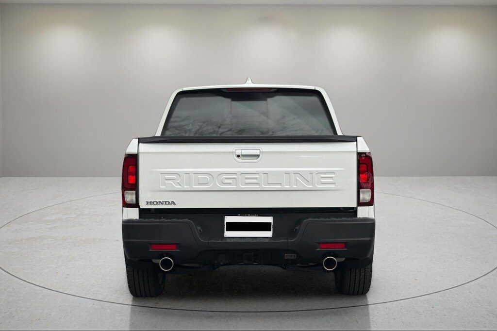 New 2026 Honda Ridgeline RTL Truck Crew Cab