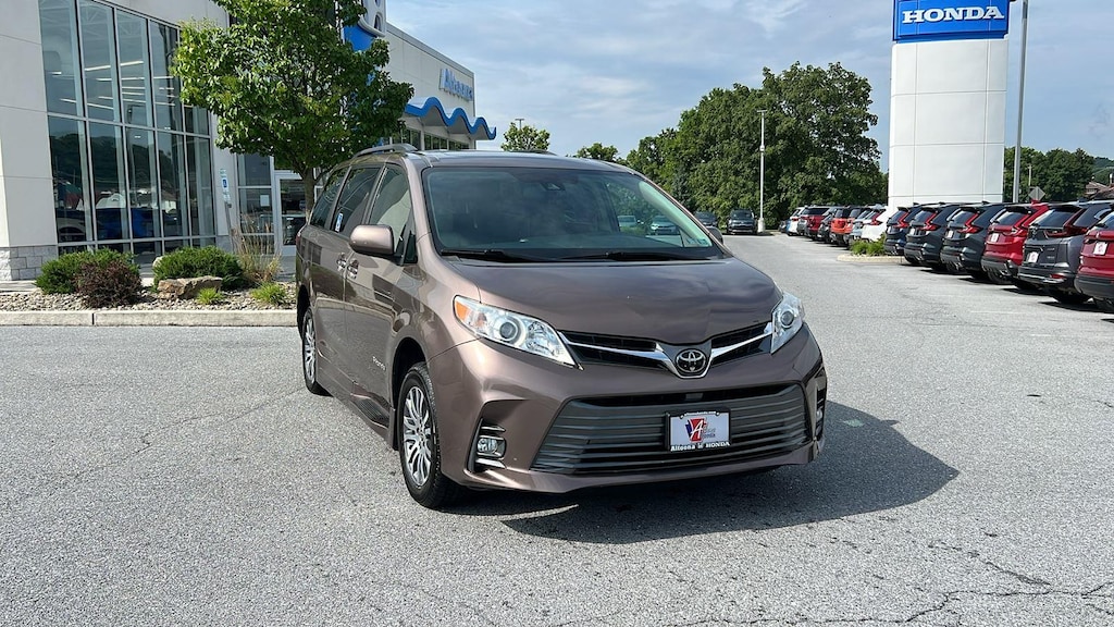 Used 2020 Toyota Sienna XLE 8 Passenger Van