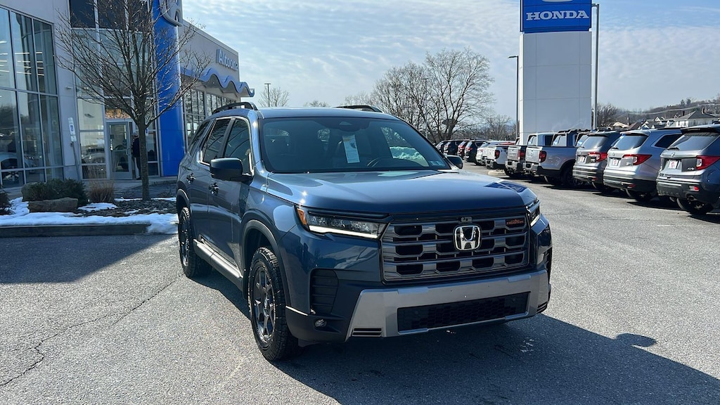 New 2026 Honda Pilot TrailSport SUV