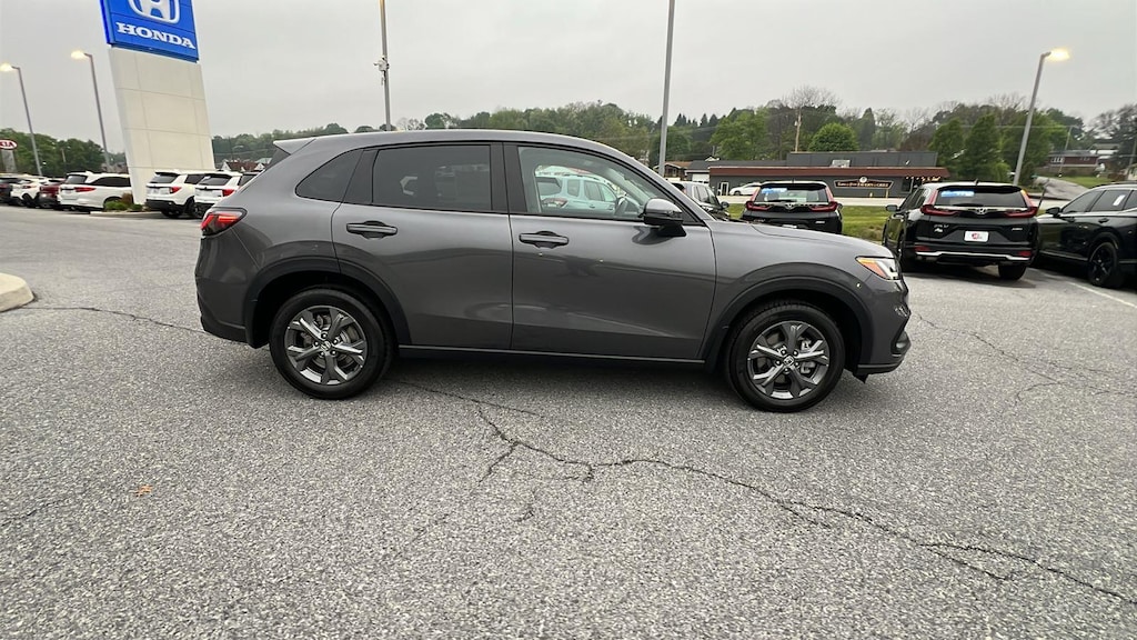 New 2026 Honda HR-V LX SUV