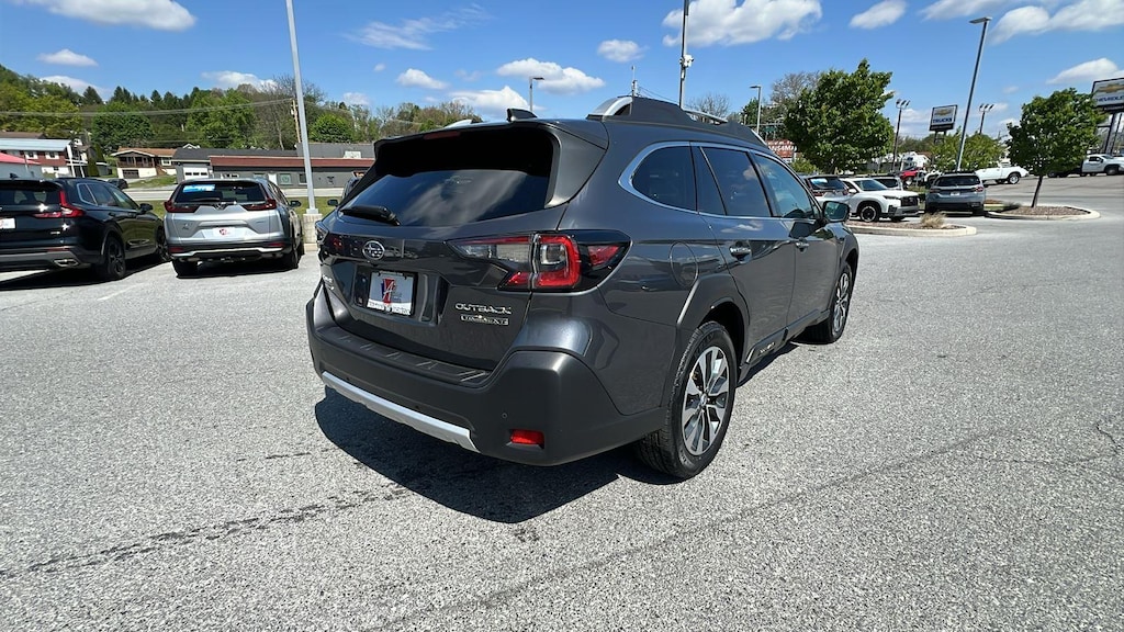 Used 2024 Subaru Outback Touring XT SUV
