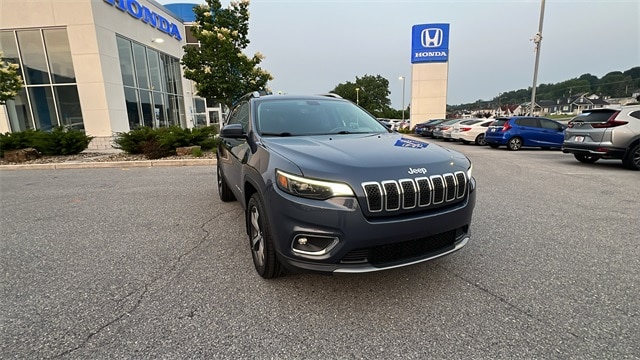 Used 2019 Jeep Cherokee Limited with VIN 1C4PJMDX2KD399080 for sale in Altoona, PA