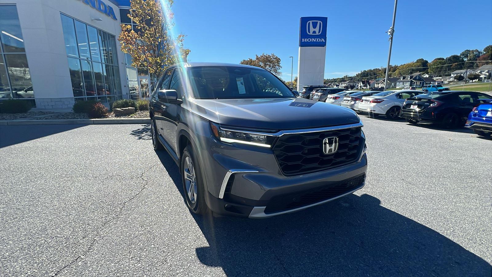 2025 Honda Pilot EX-L photo 2