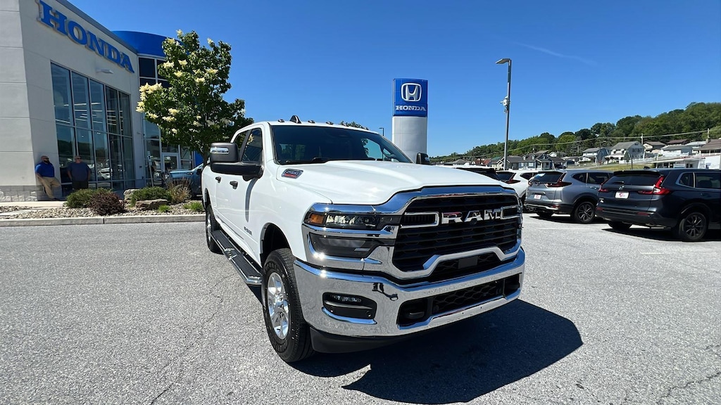Used 2025 Ram 2500 Big Horn Truck Crew Cab