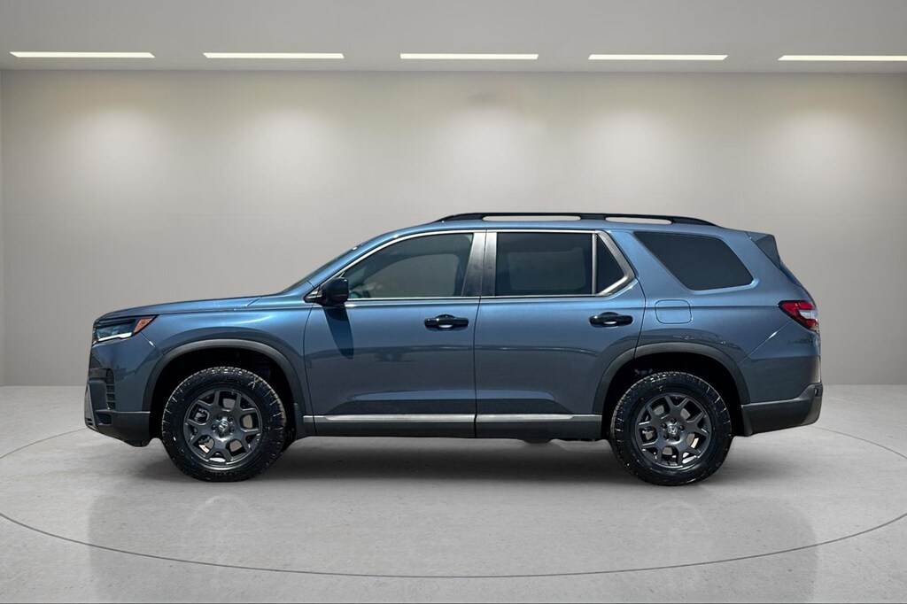 New 2026 Honda Pilot TrailSport SUV