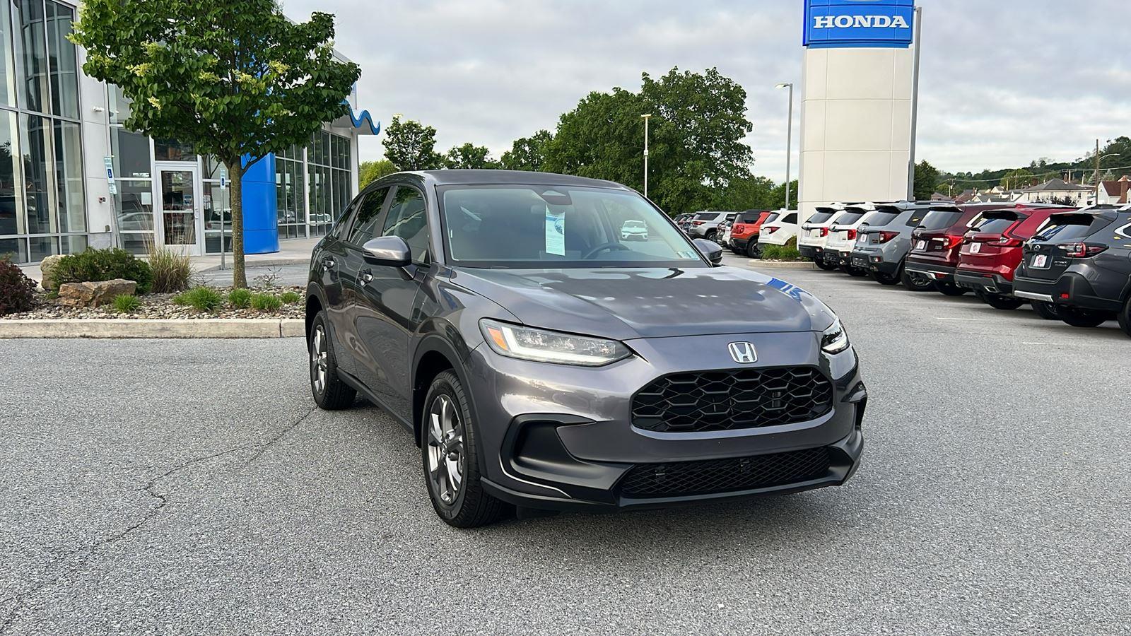 2027 Honda HR-V LX AWD's photo