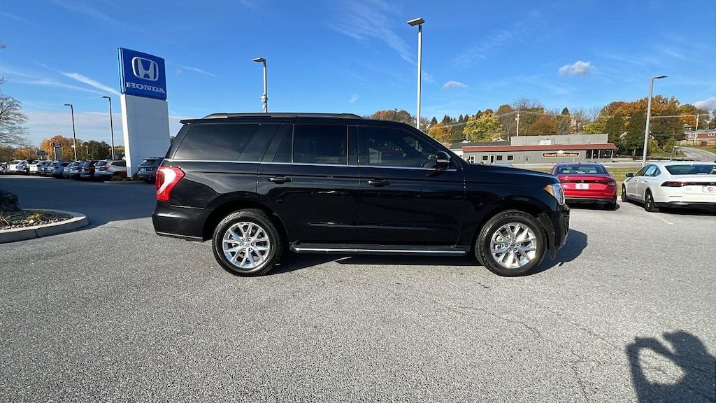 Used 2021 Ford Expedition XLT SUV