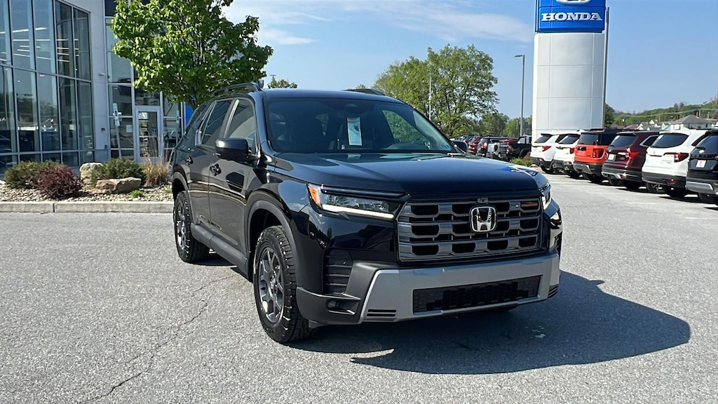 New 2026 Honda Pilot TrailSport SUV