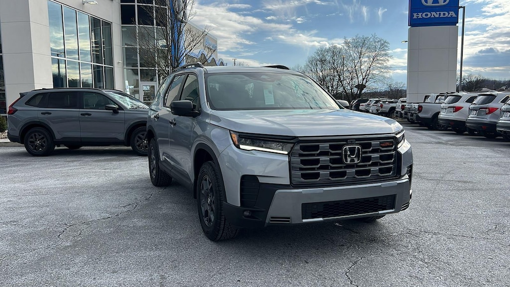 New 2026 Honda Pilot TrailSport SUV