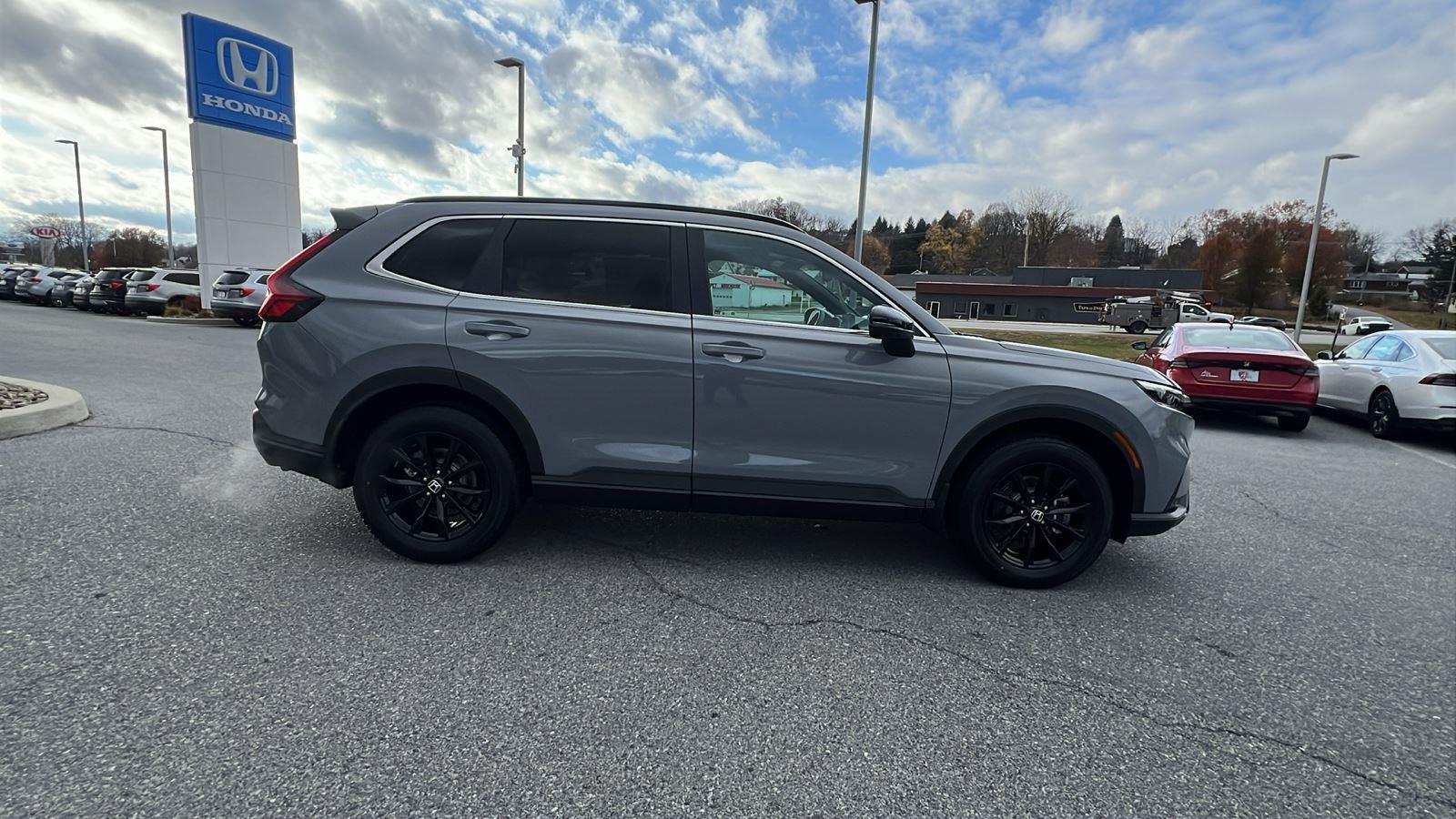 2025 Honda CR-V Hybrid Sport-L photo 2