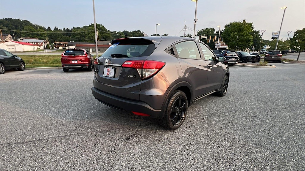 Used 2019 Honda HR-V LX AWD SUV