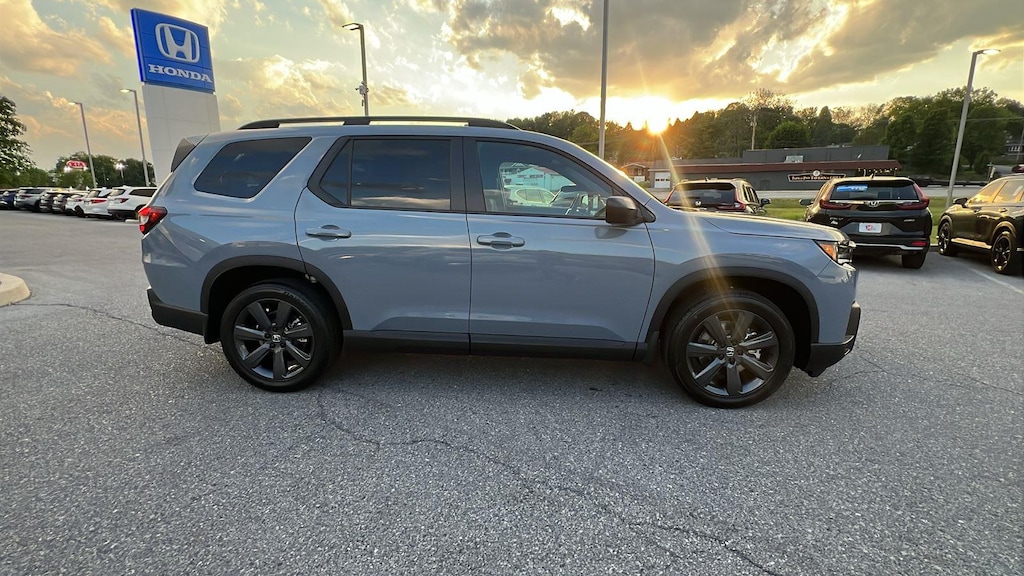 New 2026 Honda Pilot Sport SUV