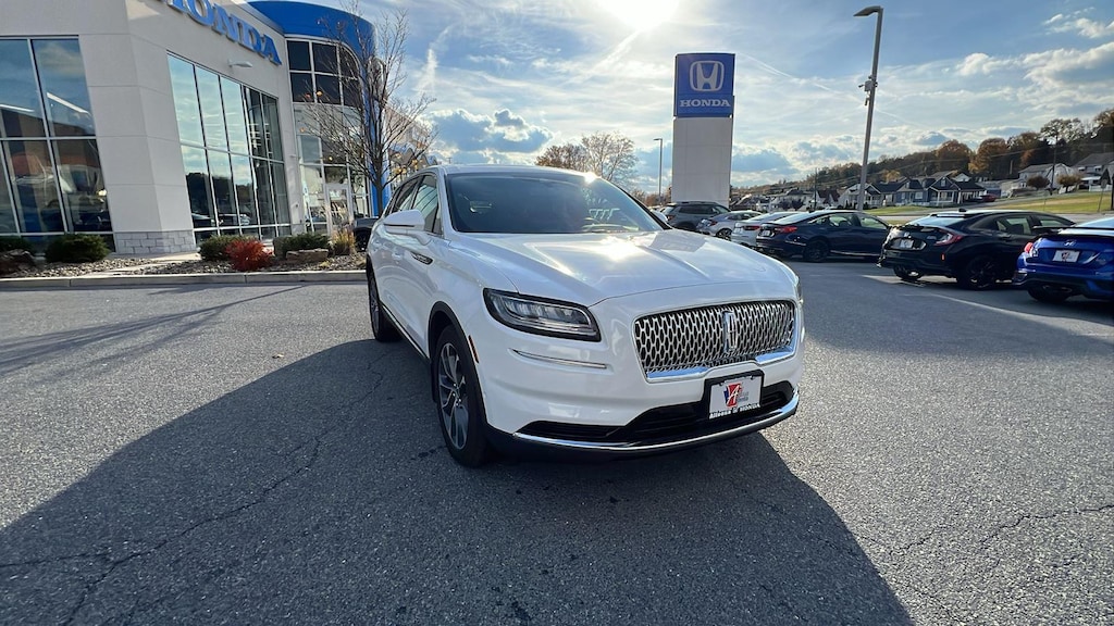 Used 2023 Lincoln Nautilus Reserve SUV