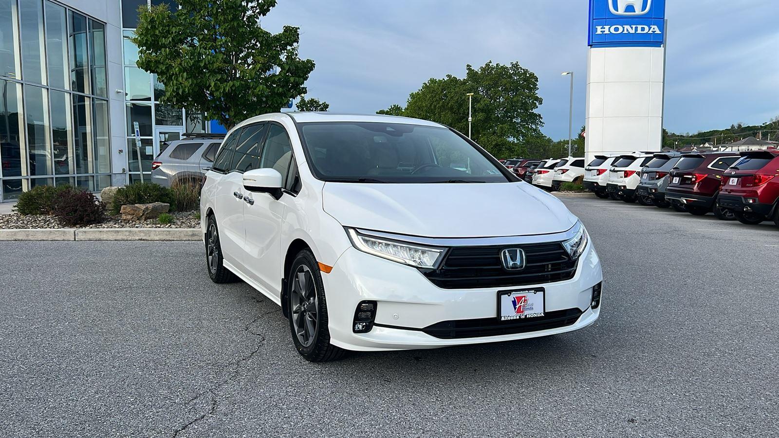 2023 Honda Odyssey Elite's photo