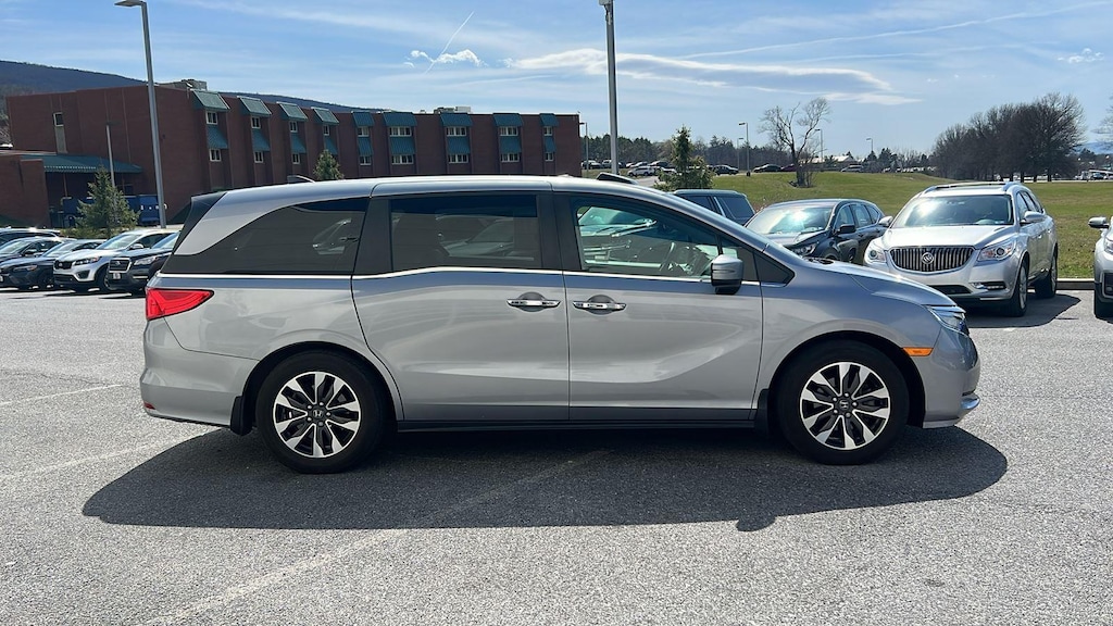 Used 2022 Honda Odyssey EX-L Van