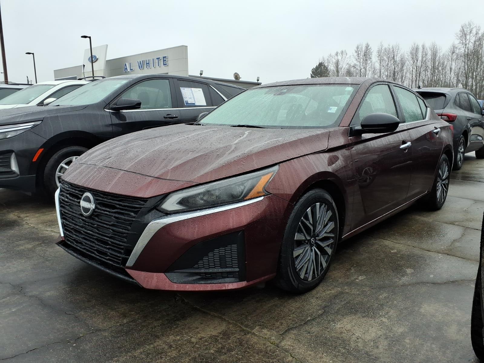 2024 Nissan Altima SV