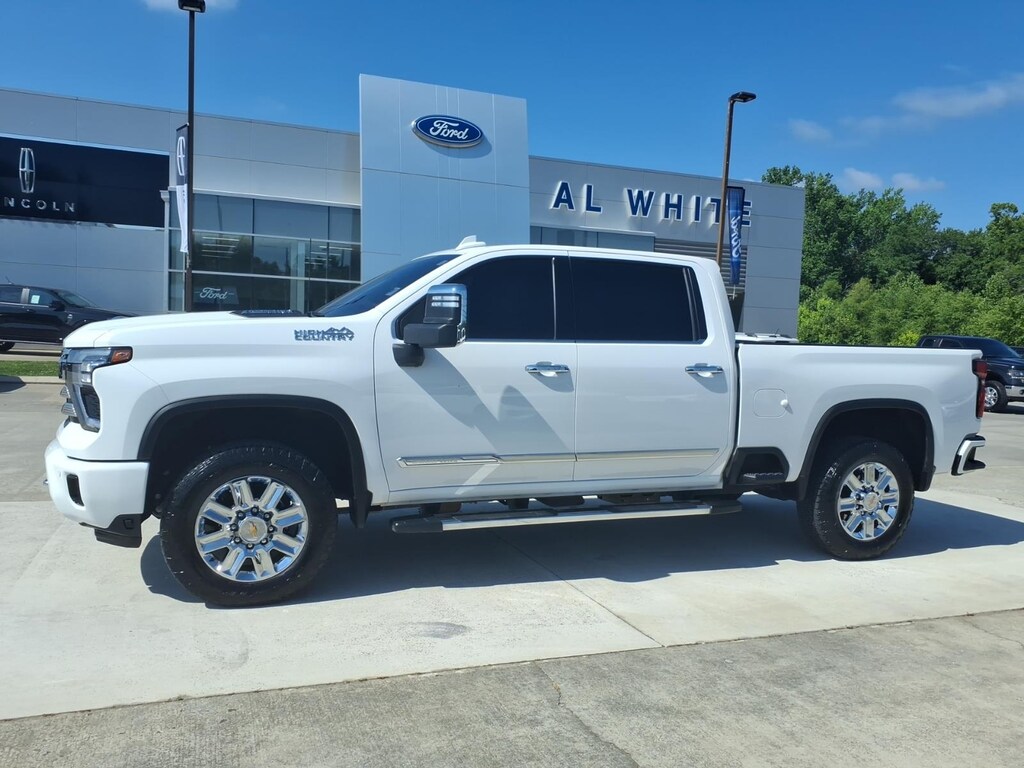 Used 2024 Chevrolet Silverado 2500HD High Country Crew Cab Short Bed Truck