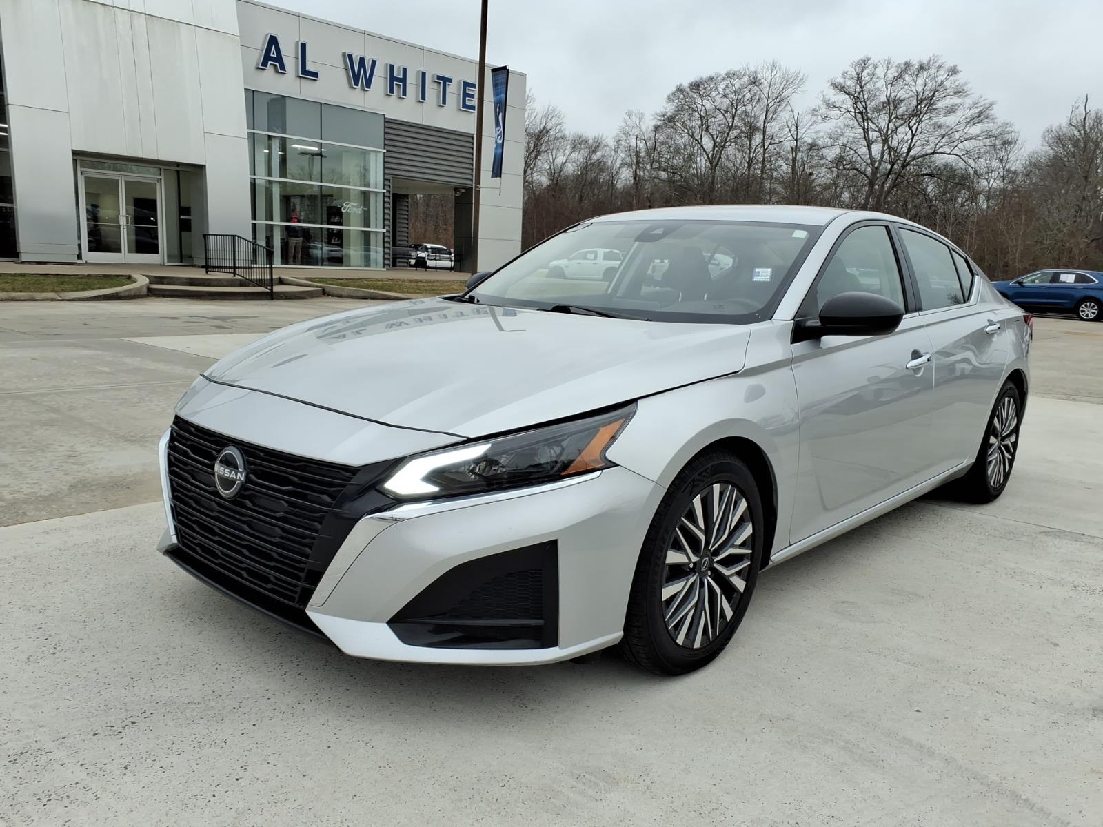 2024 Nissan Altima SV