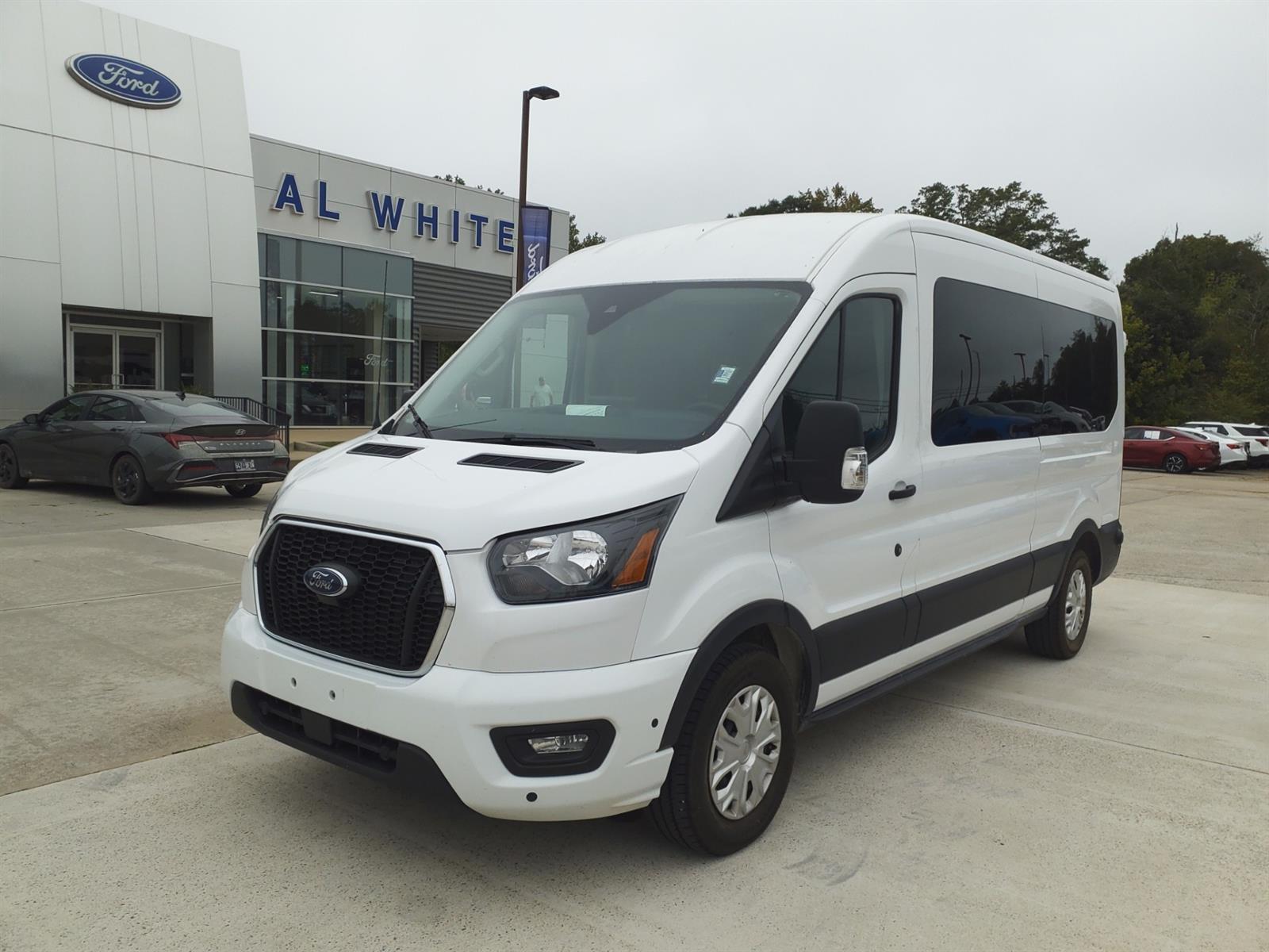  Ford Transit-350