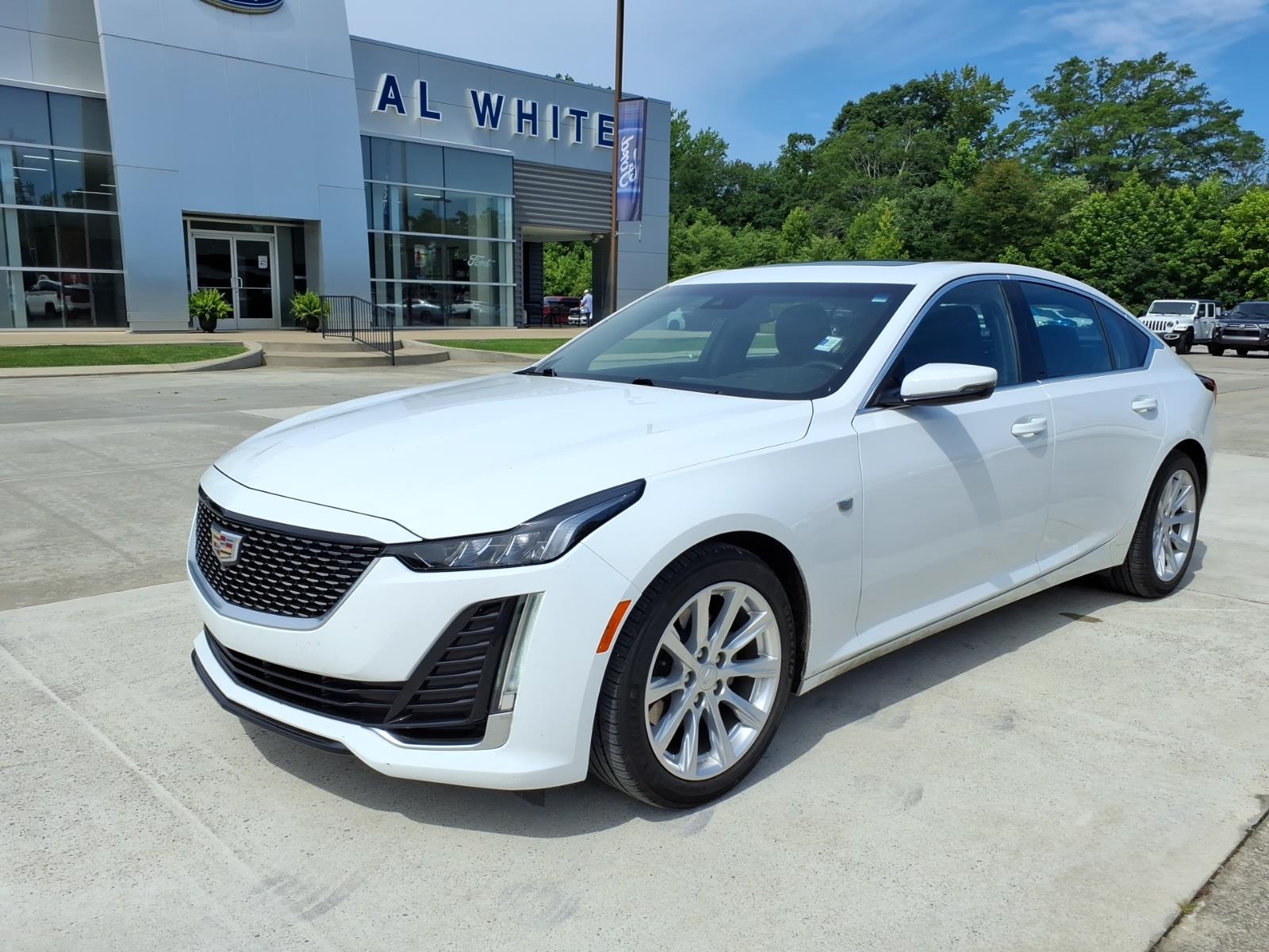 2024 Cadillac CT5 Luxury's photo