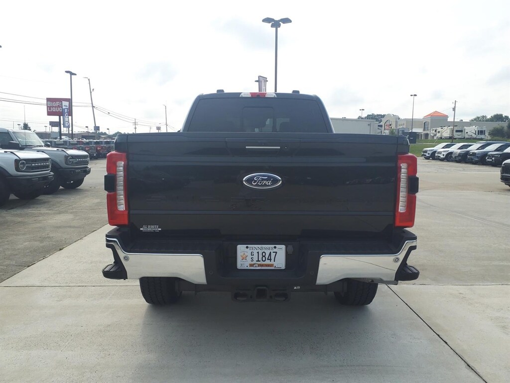 Used 2024 Ford F-250 Lariat Crew Cab Short Bed Truck