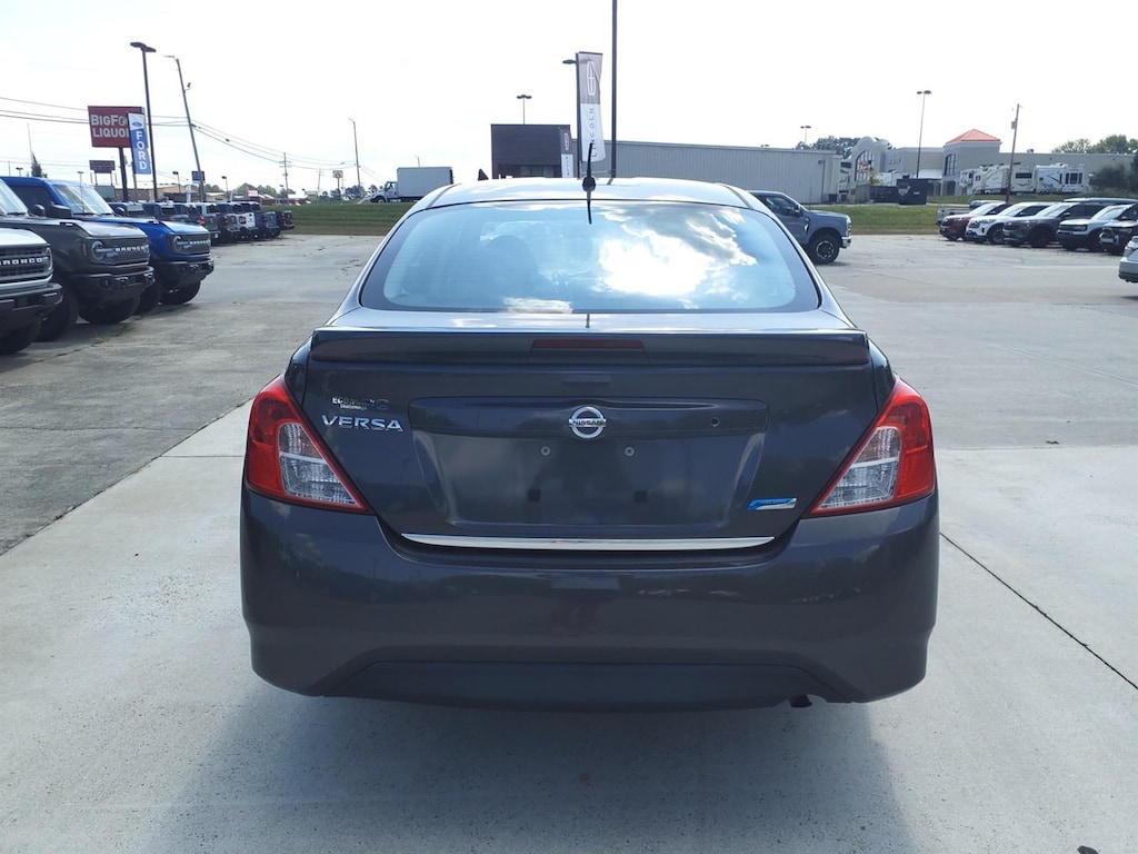 Used 2015 Nissan Versa 1.6 S+ Sedan
