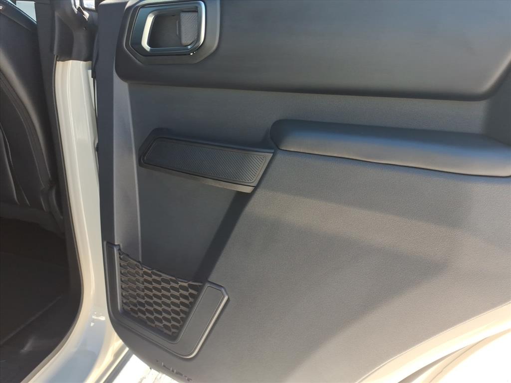 2025 Ford Bronco 4-Door Outer Banks - Photo 10