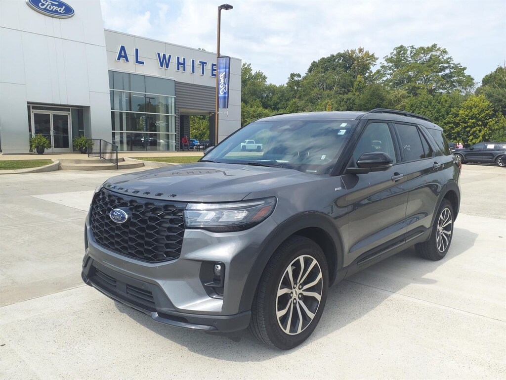 Used 2025 Ford Explorer ST-Line SUV