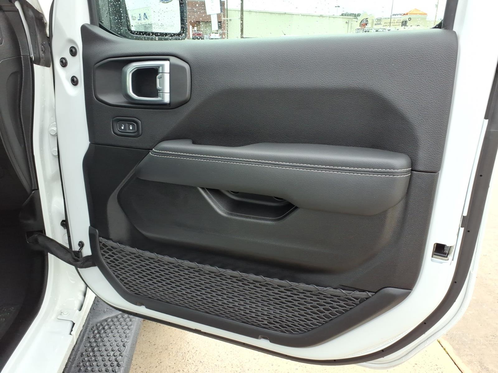 2023 Jeep Wrangler 4xe Sahara 4XE - Photo 8