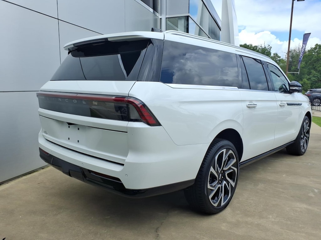 New 2027 Lincoln Navigator Reserve L SUV