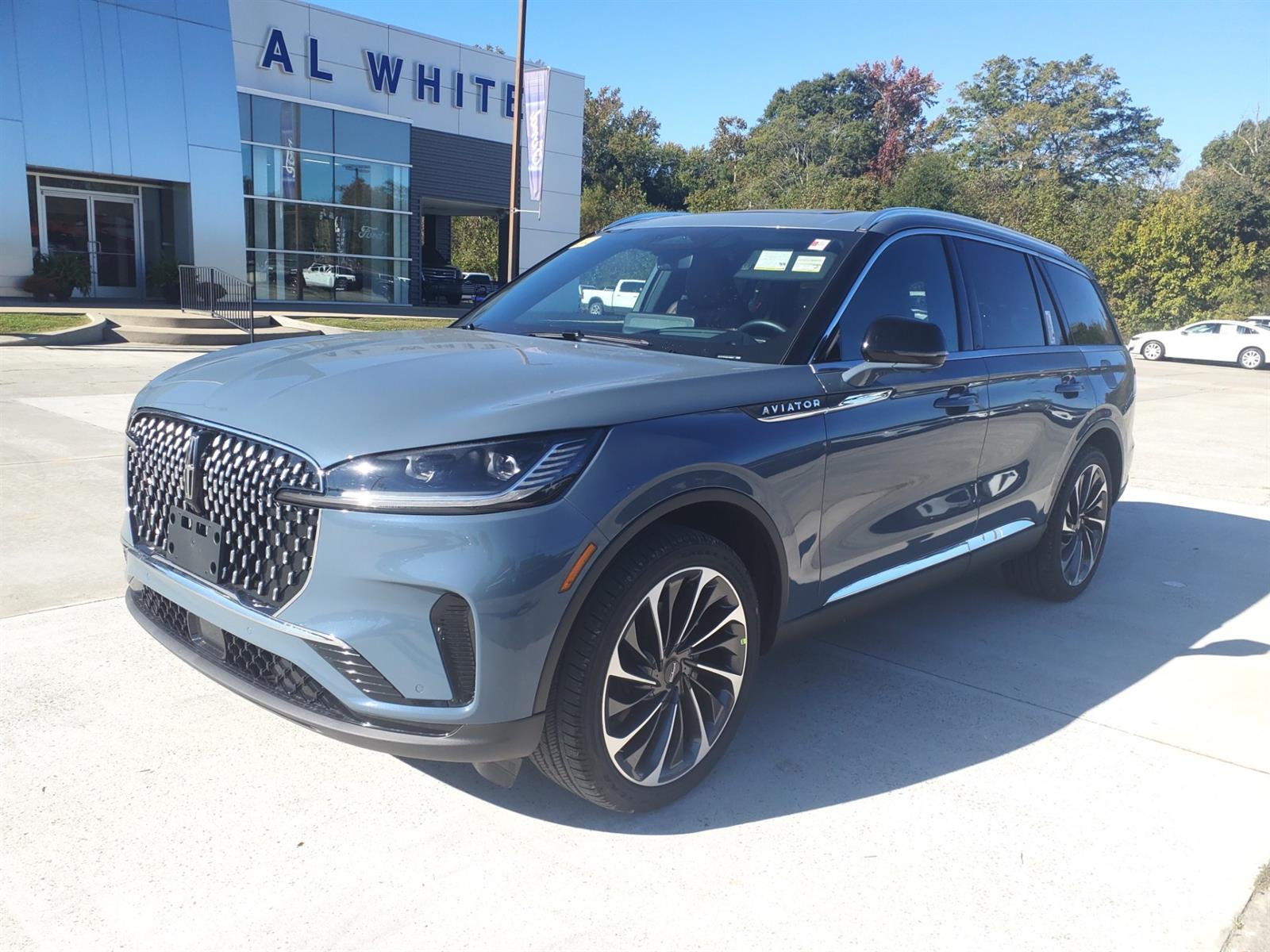 2027 Lincoln Aviator