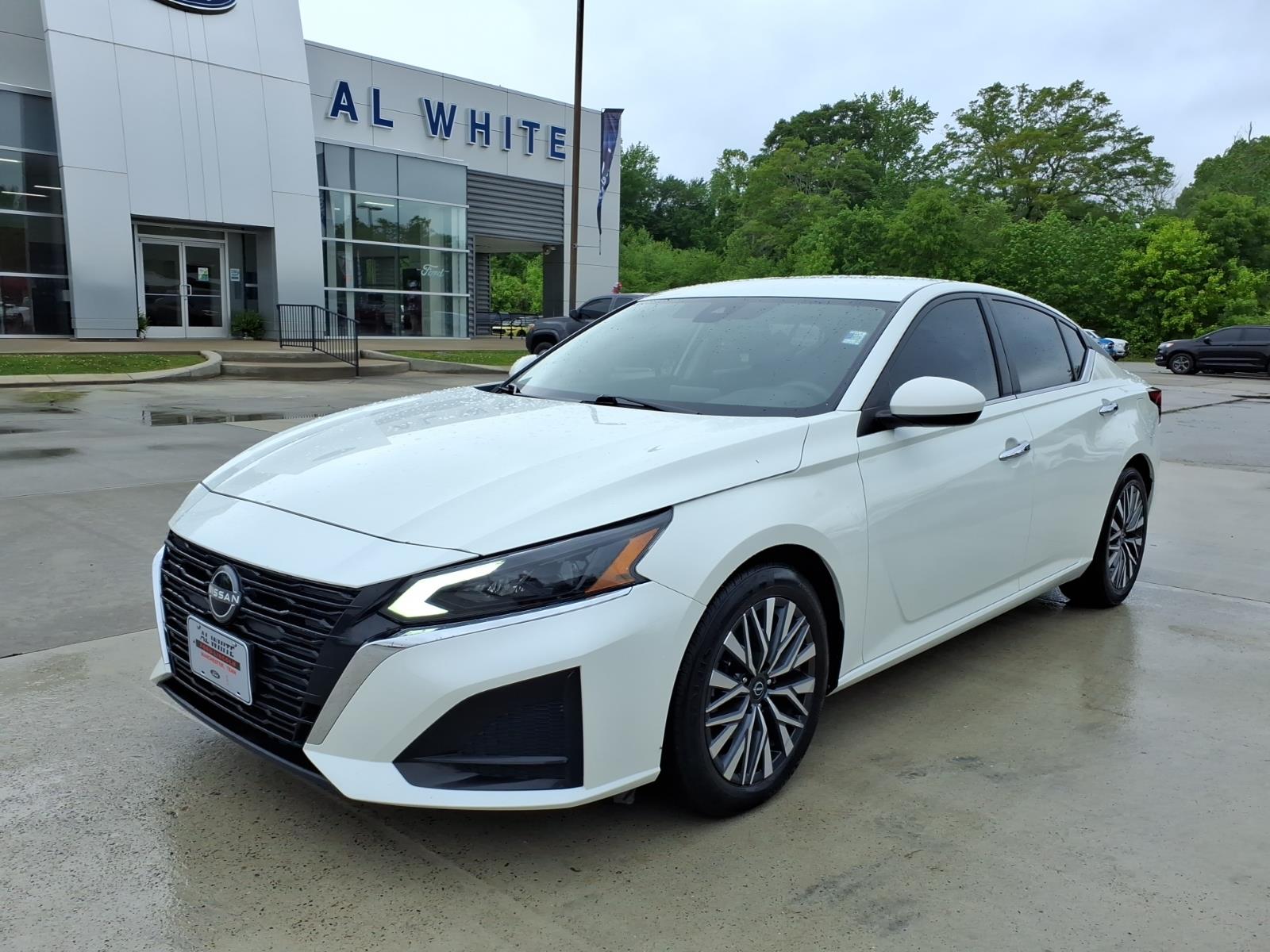 2023 Nissan Altima SV