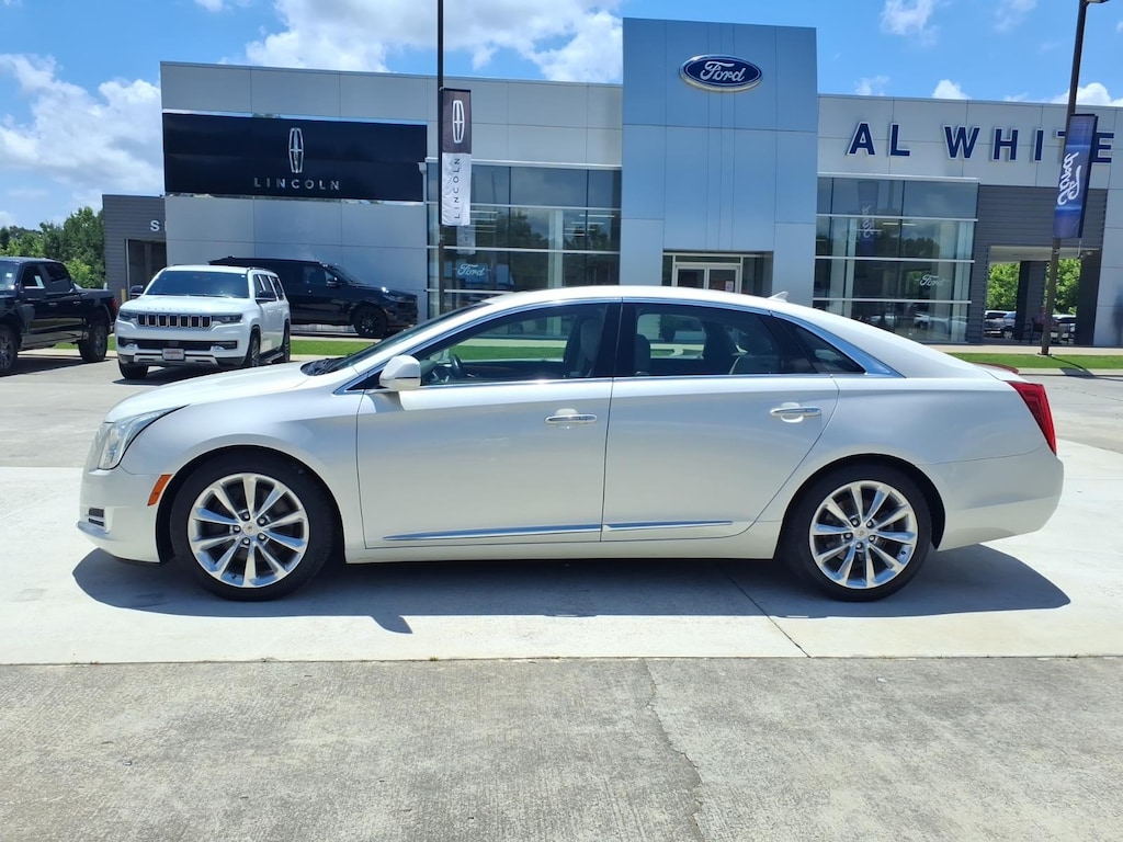 Used 2014 Cadillac XTS Premium Sedan