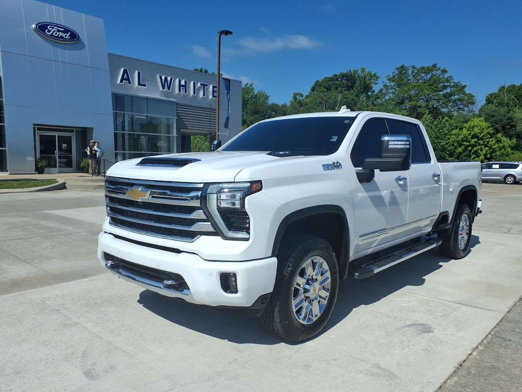 Used 2024 Chevrolet Silverado 2500HD High Country Crew Cab Short Bed Truck