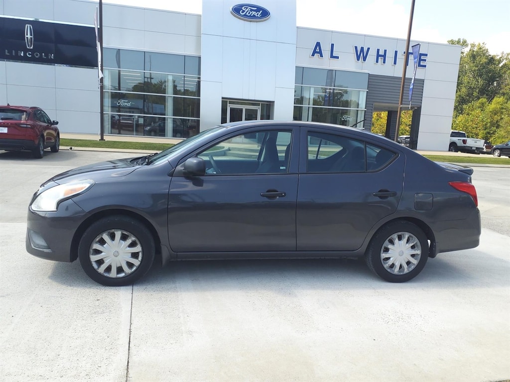 Used 2015 Nissan Versa 1.6 S+ Sedan
