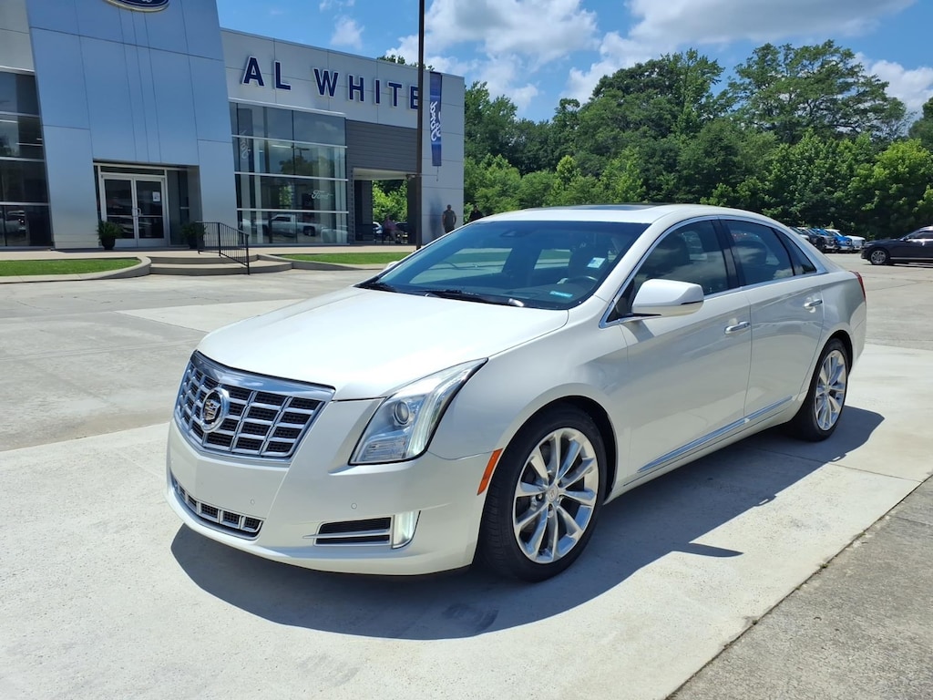 Used 2014 Cadillac XTS Premium Sedan