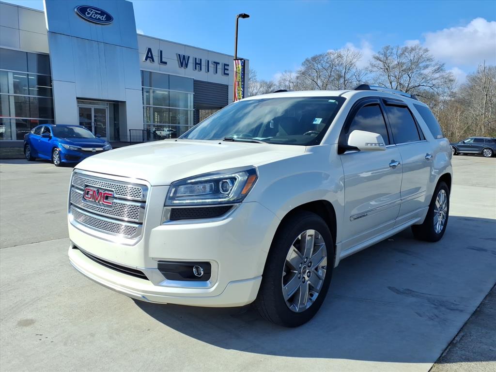 2015 GMC Acadia Denali's photo