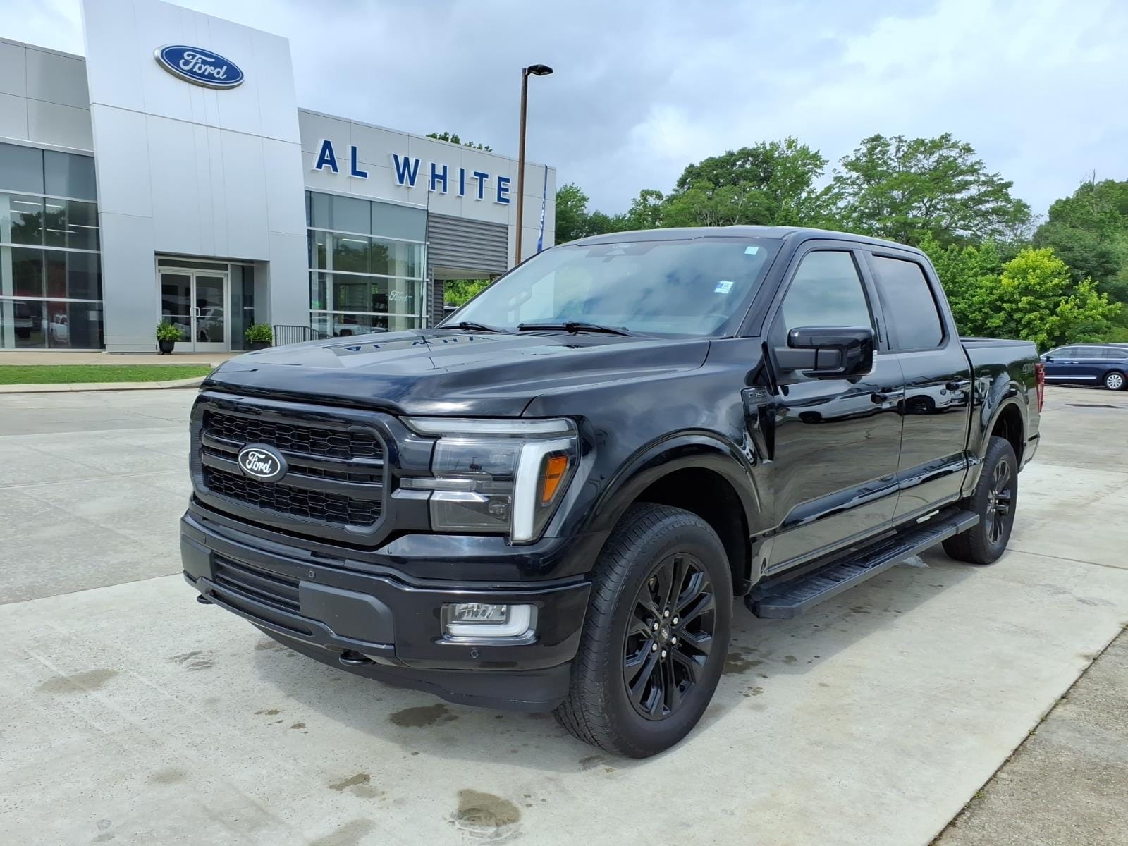 2024 Ford F-150 Lariat 4x4 SuperCrew 5-1/2 Box's photo
