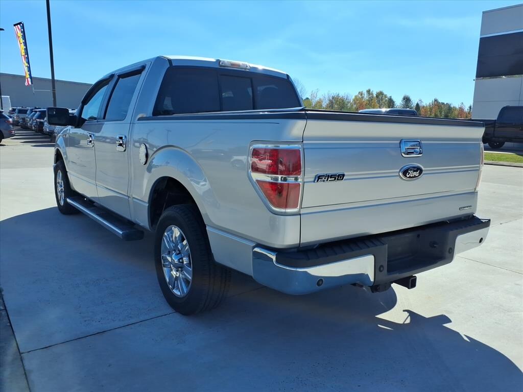 Used 2011 Ford F-150 XLT Crew Cab Short Bed Truck