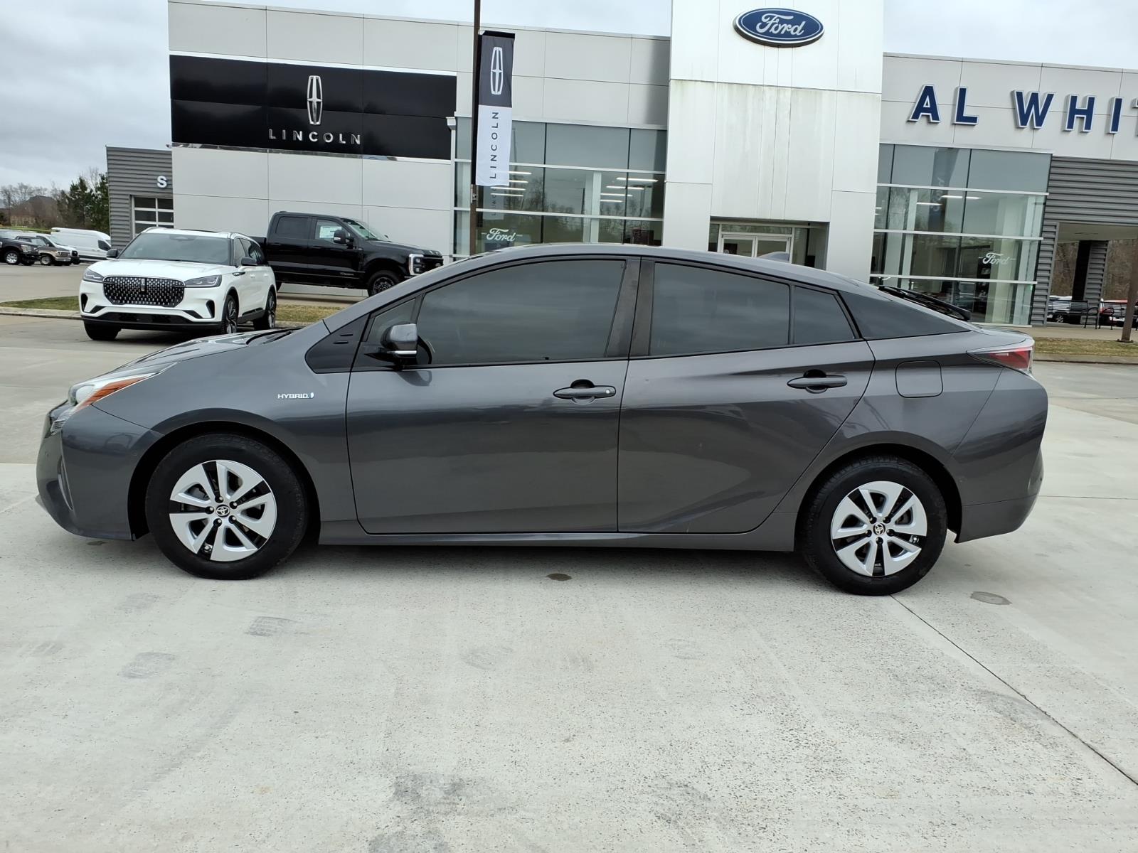 Used 2017 Toyota Prius Two with VIN JTDKBRFU4H3568778 for sale in Manchester, TN