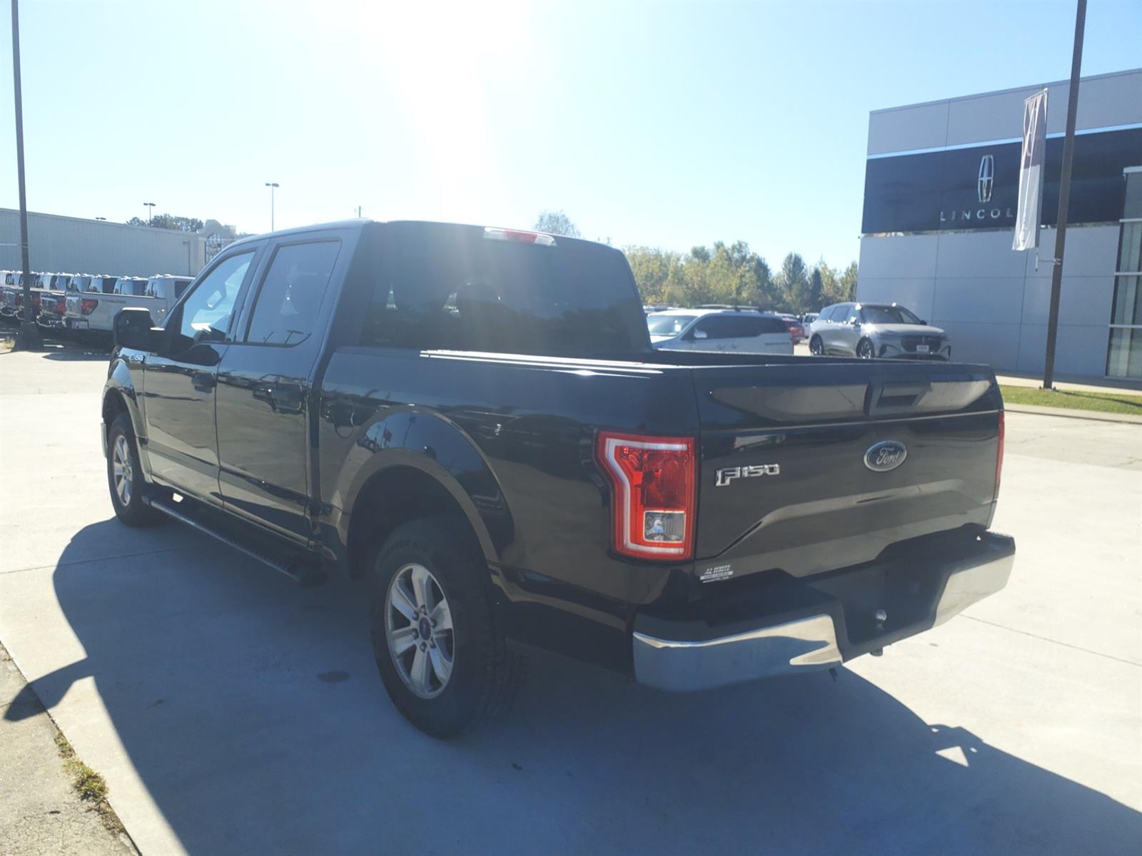 Used 2017 Ford F-150 XLT Crew Cab Short Bed Truck