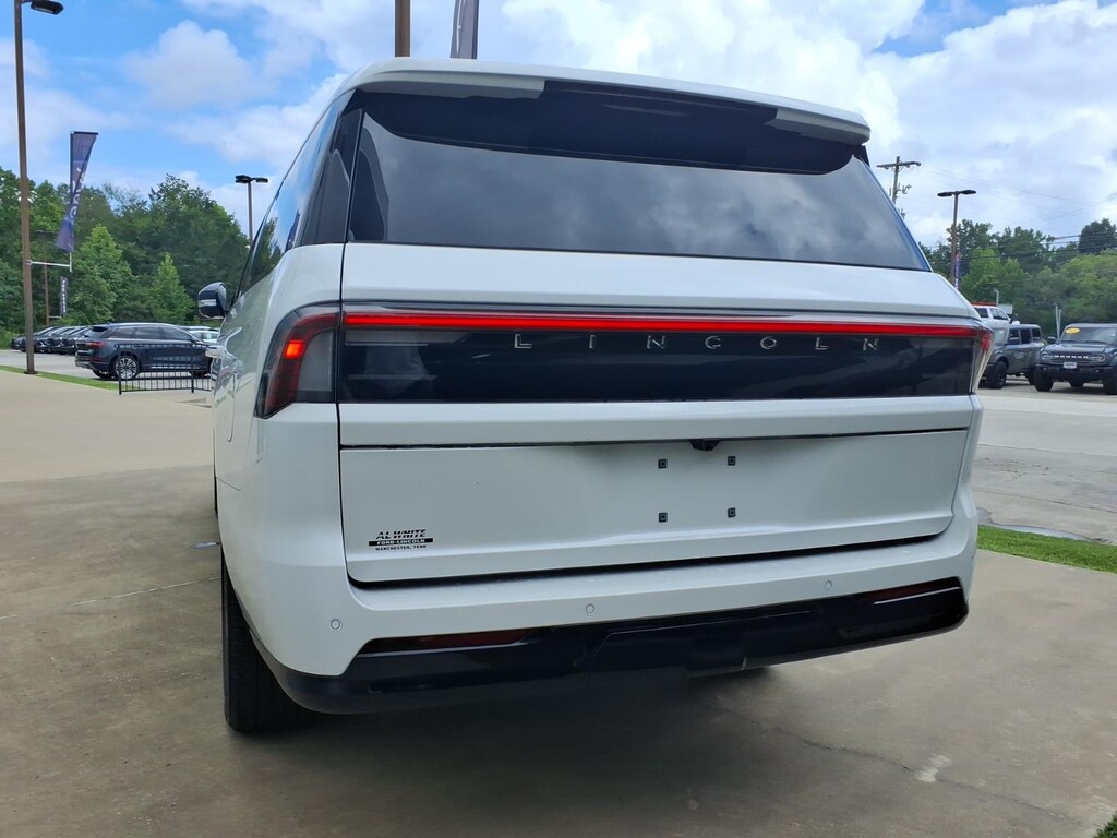 New 2027 Lincoln Navigator Reserve L SUV