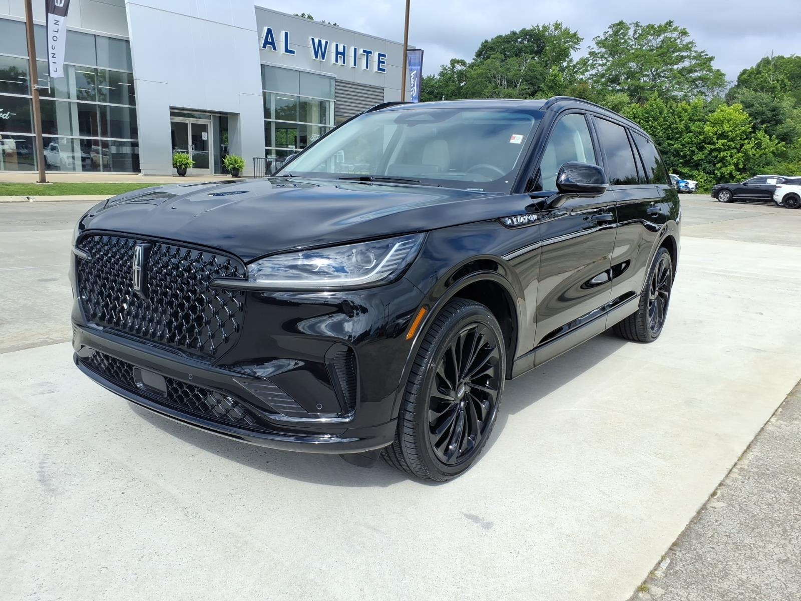 2026 Lincoln Aviator Reserve AWD's photo