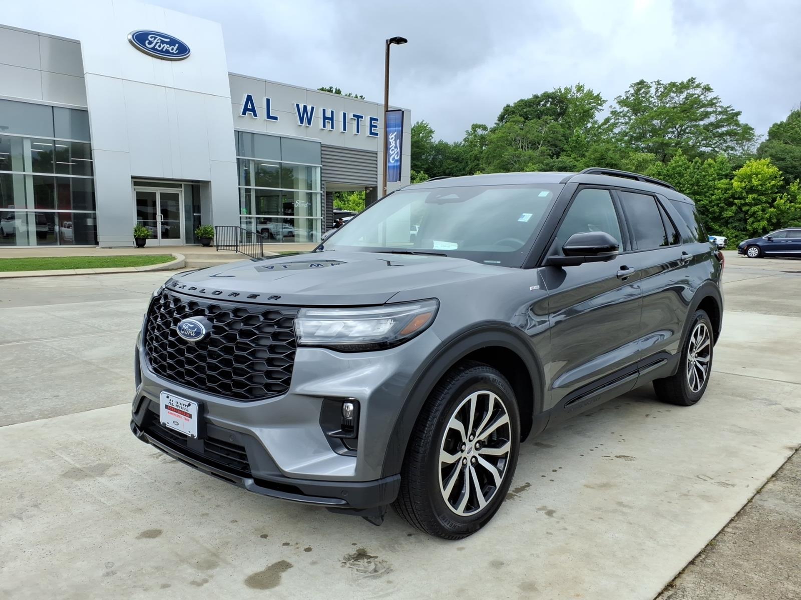 2025 Ford Explorer ST-LINE 4WD (PL535)'s photo