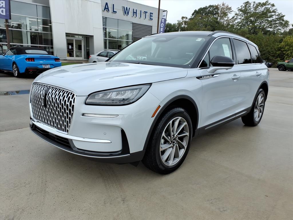 2026 Lincoln Corsair Premiere's photo