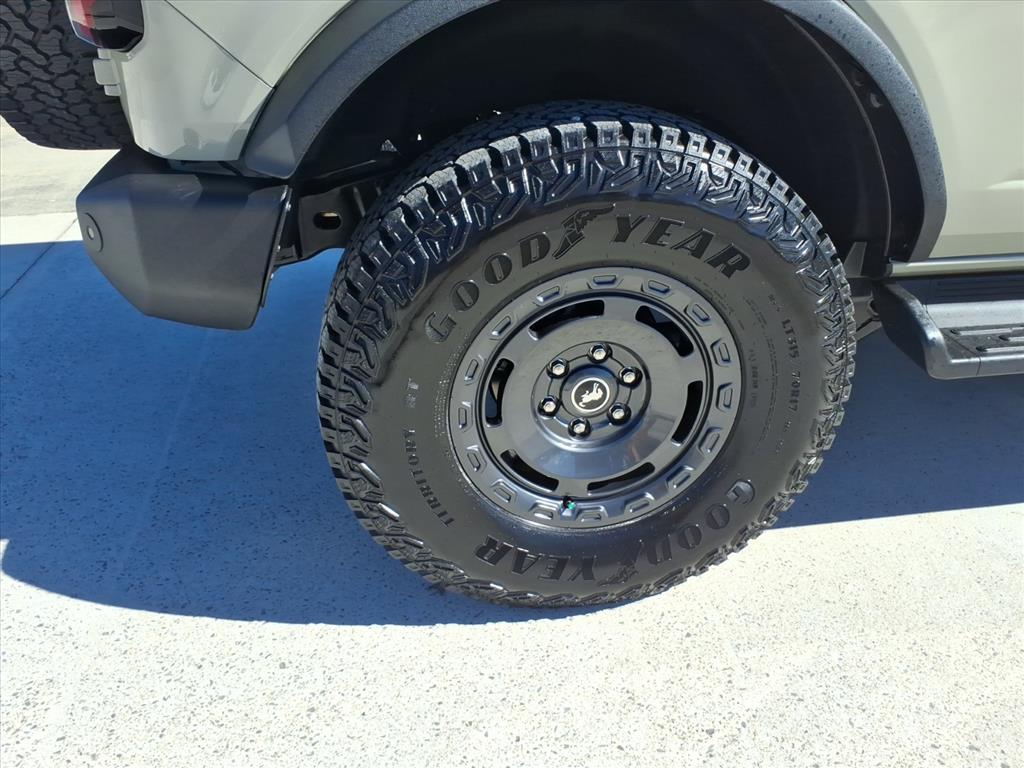 2025 Ford Bronco 4-Door Outer Banks - Photo 6