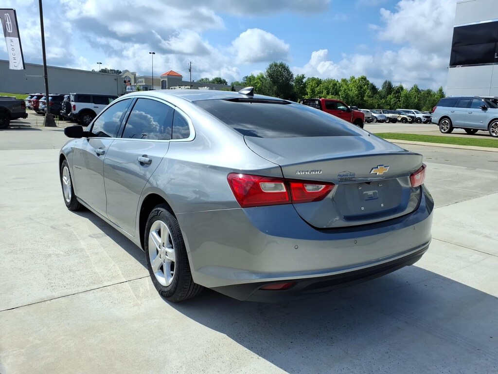 Used 2023 Chevrolet Malibu LS w/1FL Sedan