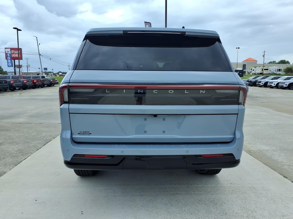New 2027 Lincoln Navigator Reserve SUV