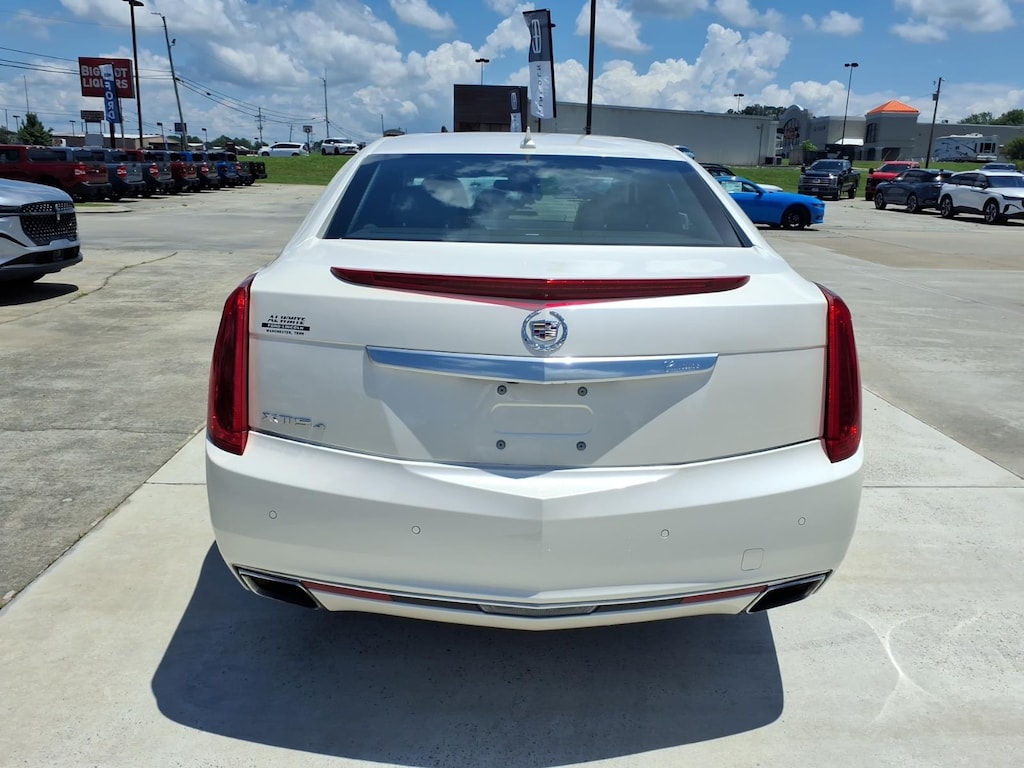 Used 2014 Cadillac XTS Premium Sedan